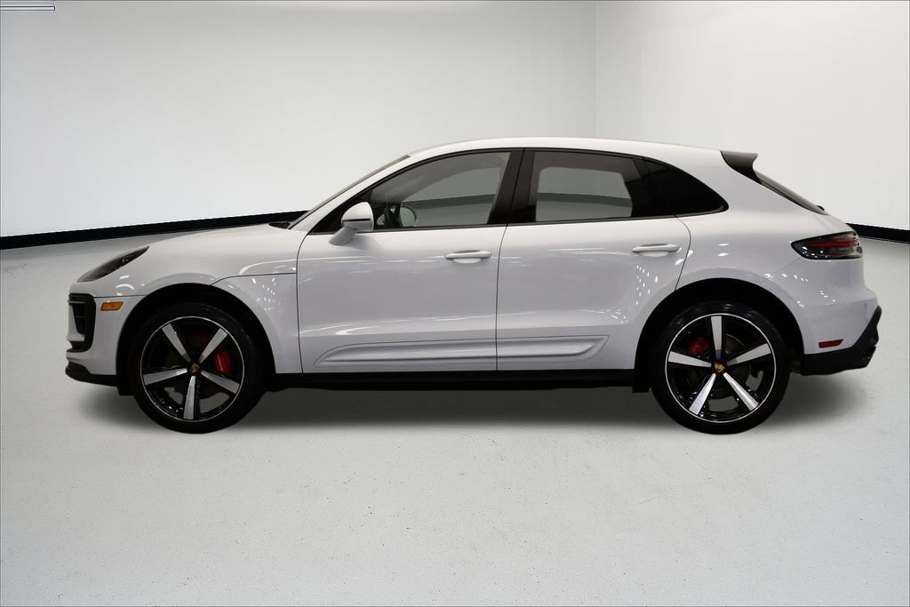 Used 2024 Porsche Macan S image 2