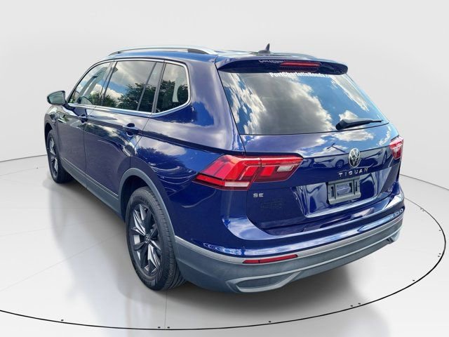 Certified 2023 Volkswagen Tiguan SE w/ Panoramic Sunroof Package FWD image 31