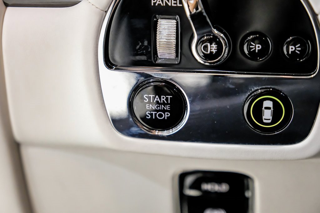 Used 2024 Rolls-Royce Ghost image 19
