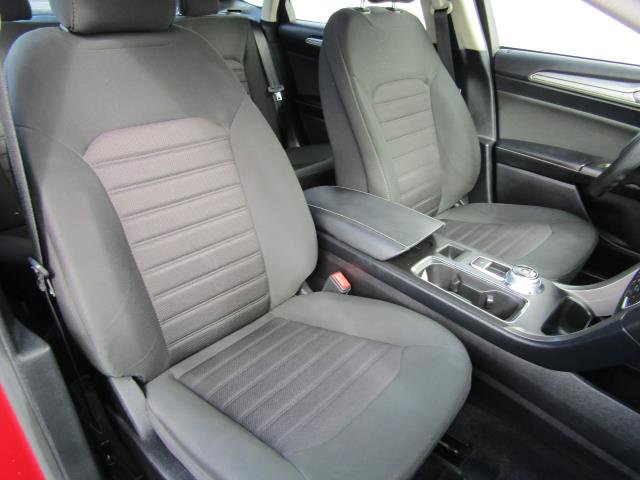 Certified 2020 Ford Fusion SE AWD/4WD image 10