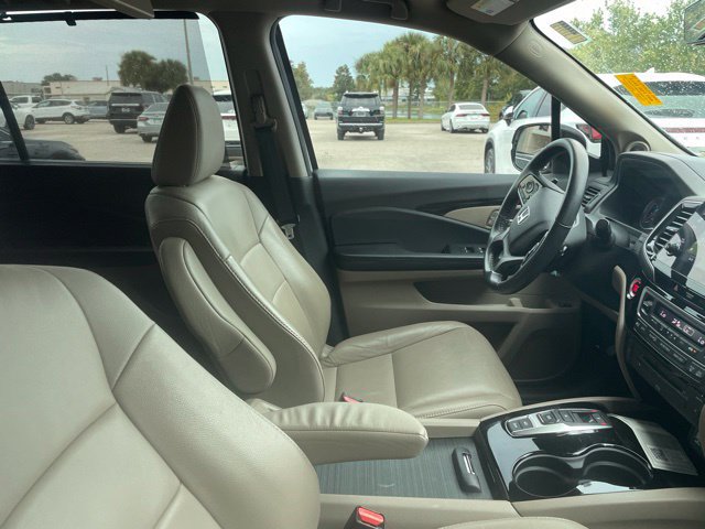 Used 2022 Honda Pilot Touring image 7