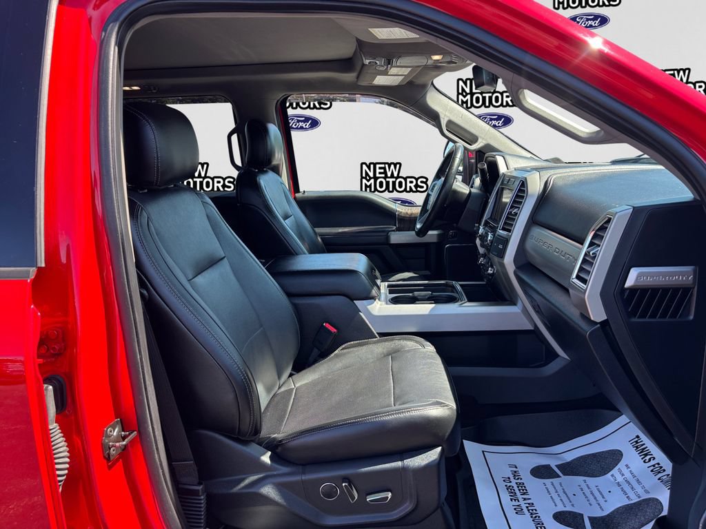 Used 2017 Ford F250 Lariat w/ Lariat Ultimate Package AWD/4WD image 16