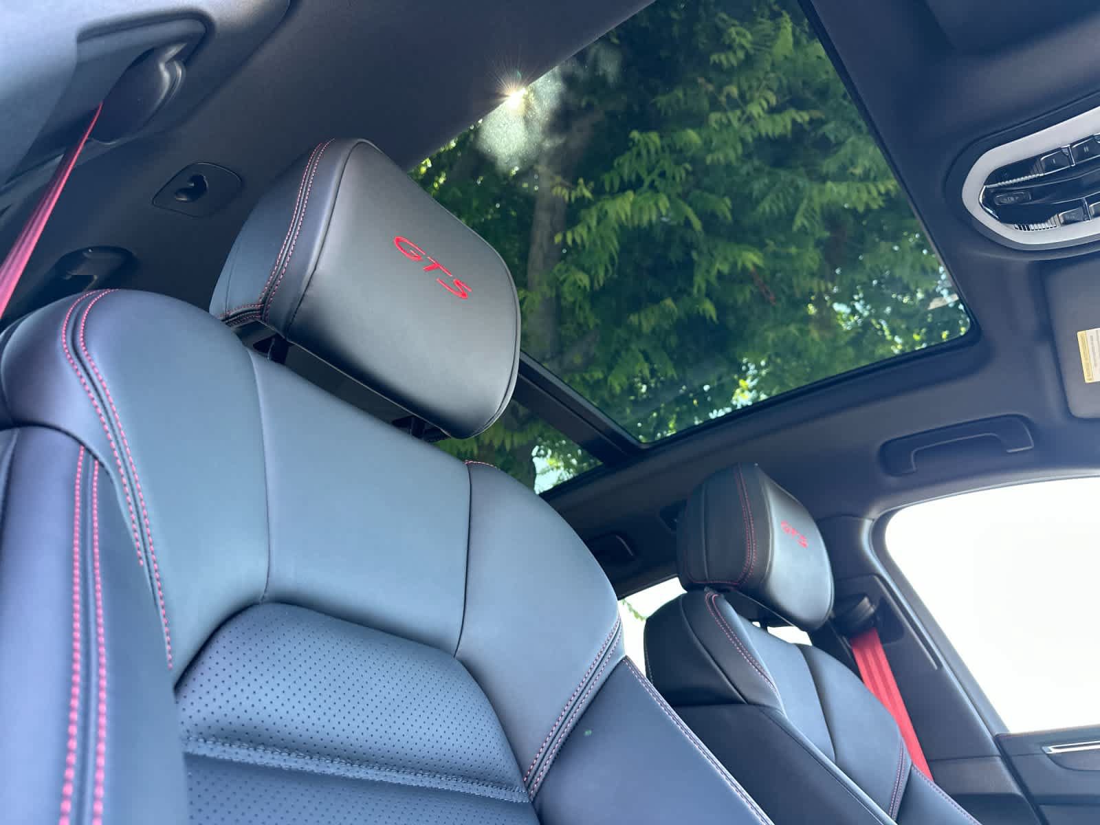 New 2026 Porsche Macan GTS AWD/4WD image 18