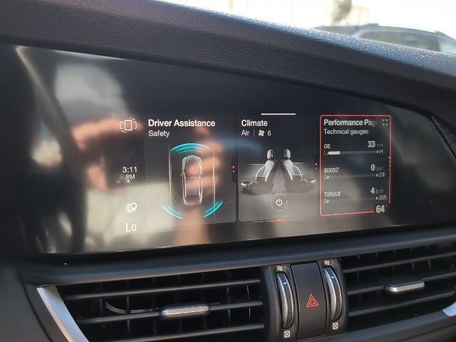 Used 2020 Alfa Romeo Giulia Sprint w/ Cold Weather Package image 14