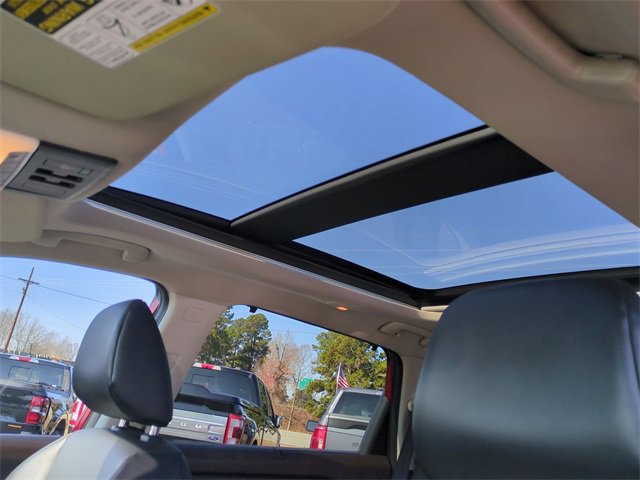 Used 2021 Nissan Rogue SV w/ Premium Package image 21