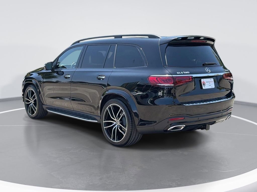 Used 2023 Mercedes-Benz GLS 580 4MATIC image 5