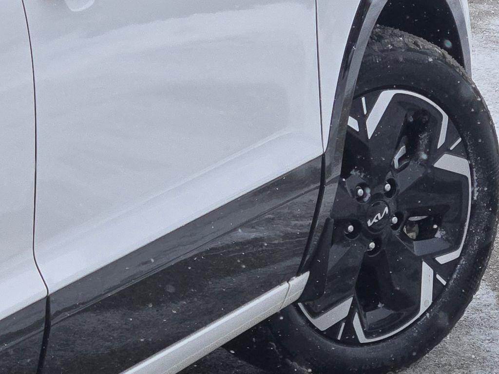 Used 2023 Kia Niro Wind image 17