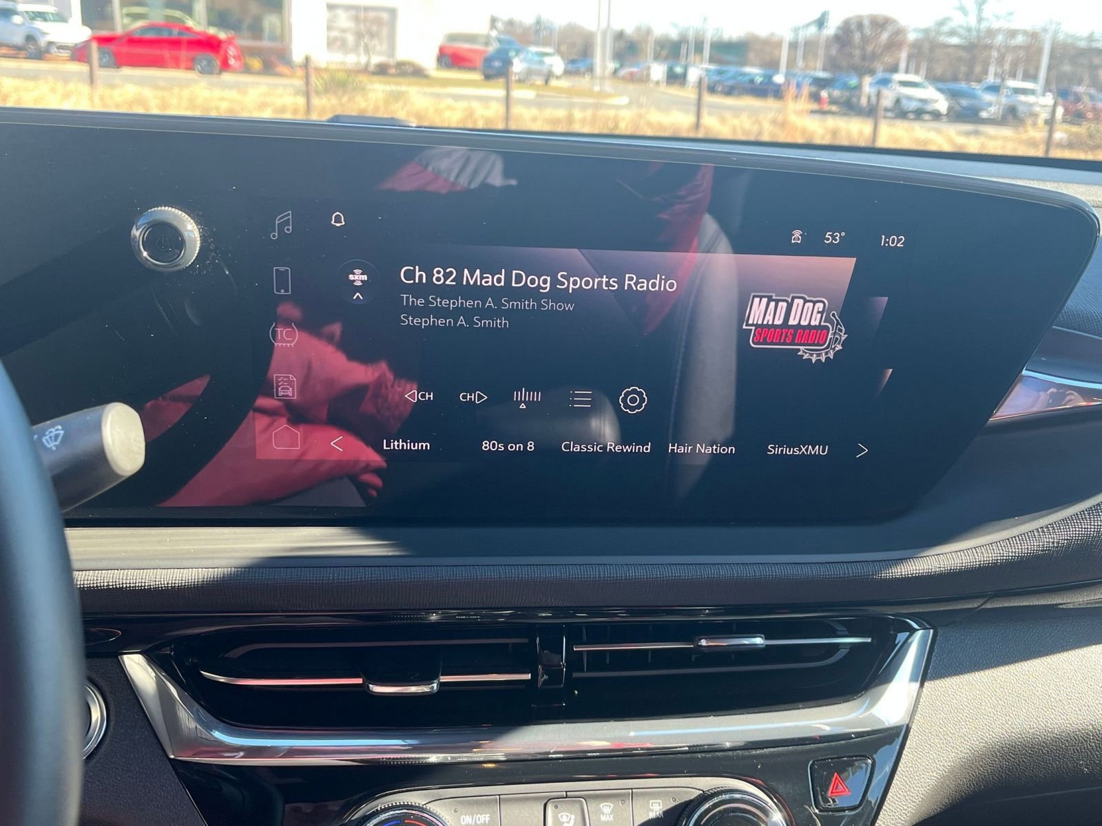 Used 2025 Buick Envista Sport Touring image 21