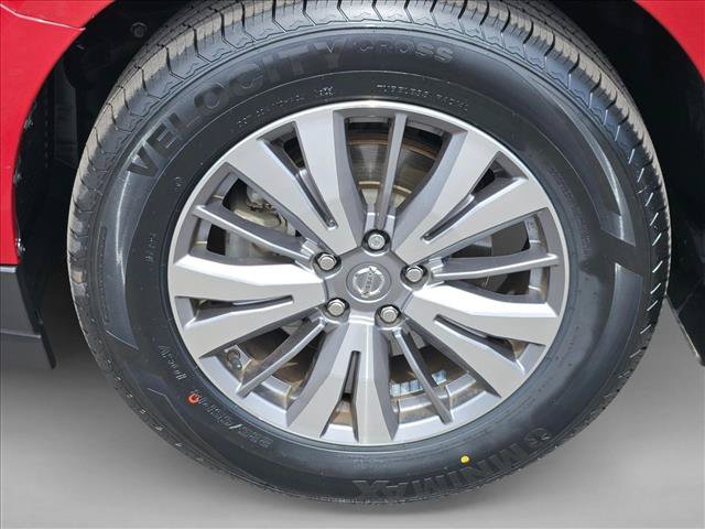 Used 2020 Nissan Pathfinder SV FWD image 25