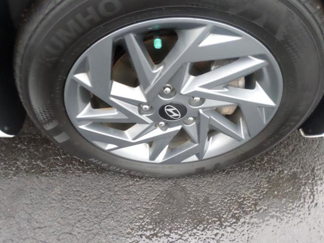 Used 2024 Hyundai Elantra SEL image 39