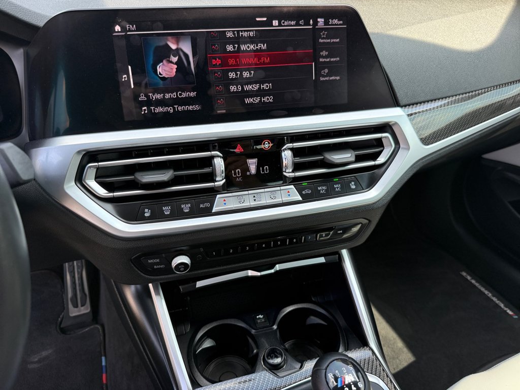 Used 2022 BMW M4 Coupe w/ Executive Package RWD image 15