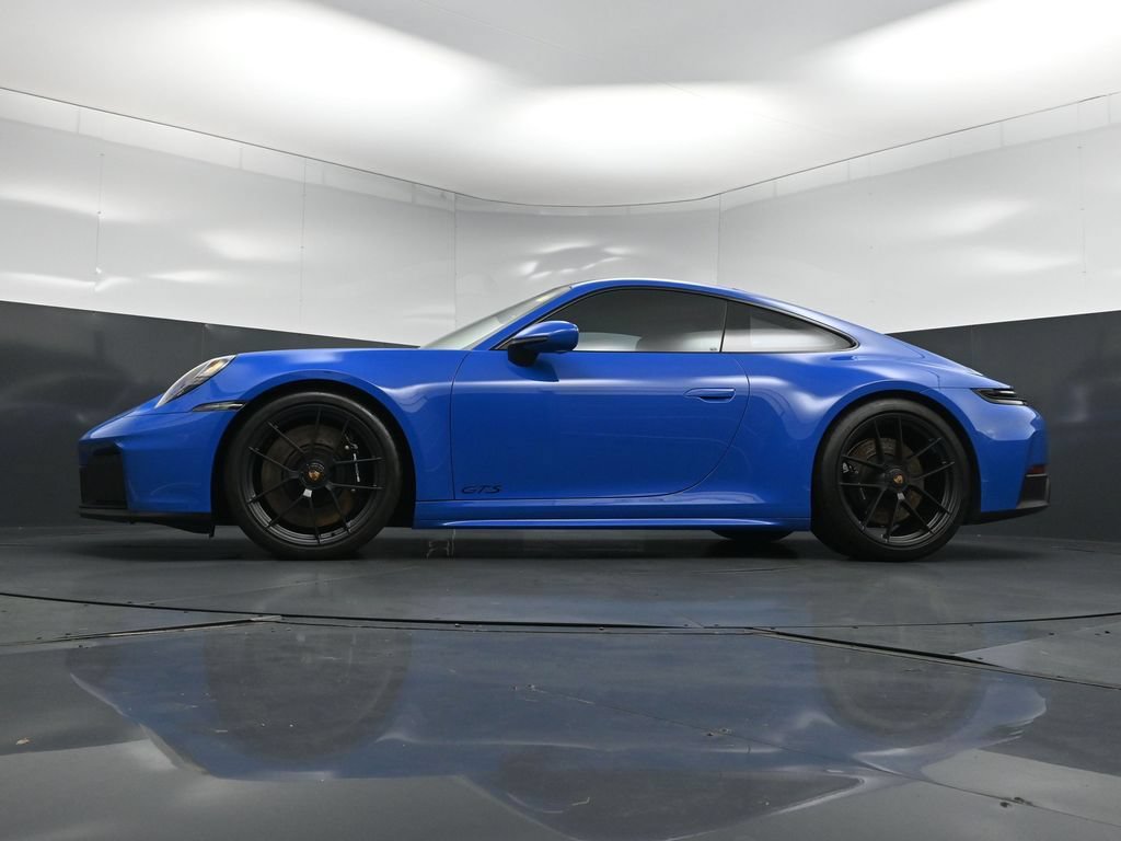 Used 2025 Porsche 911 Carrera GTS RWD image 24