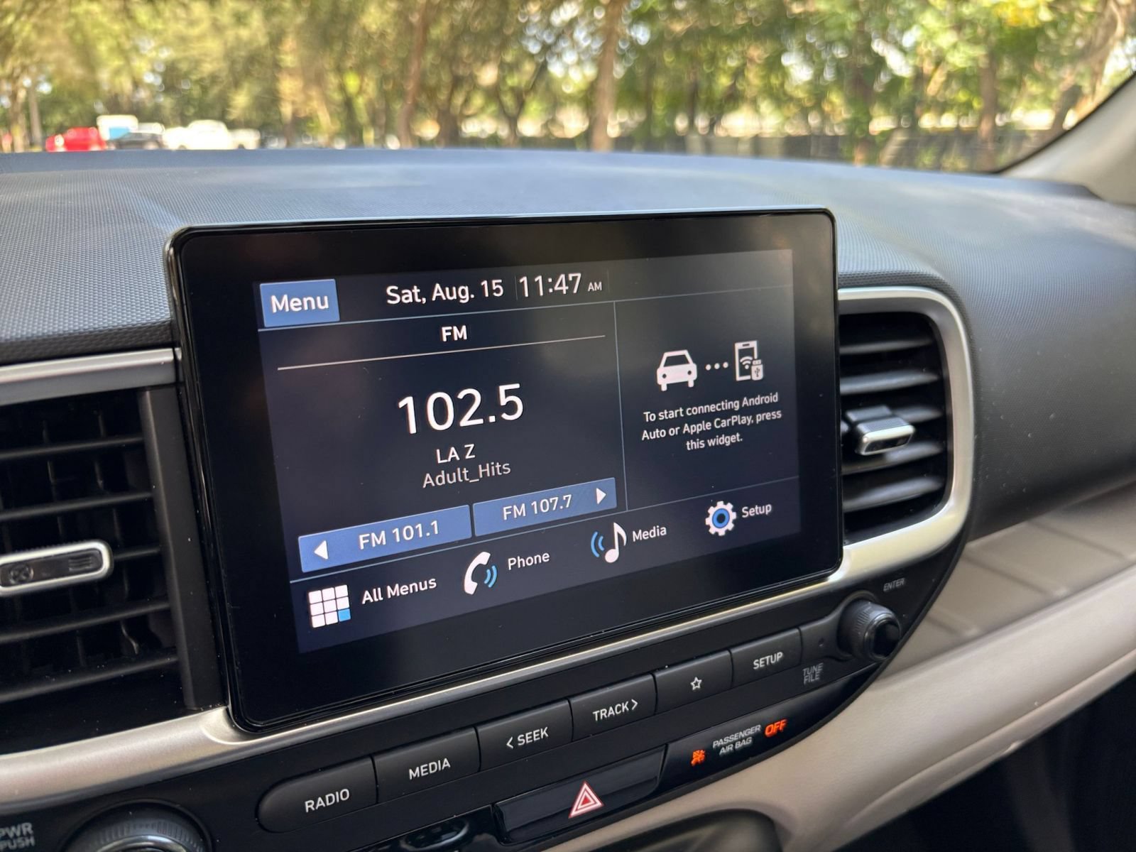 Used 2025 Hyundai Venue SEL FWD image 20