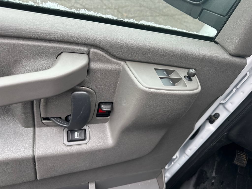 New 2025 Chevrolet Express 3500 Work Van w/ Power Convenience Package RWD image 17