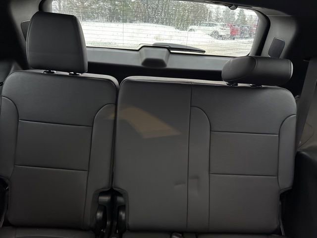 Certified 2024 Chevrolet Traverse High Country image 34