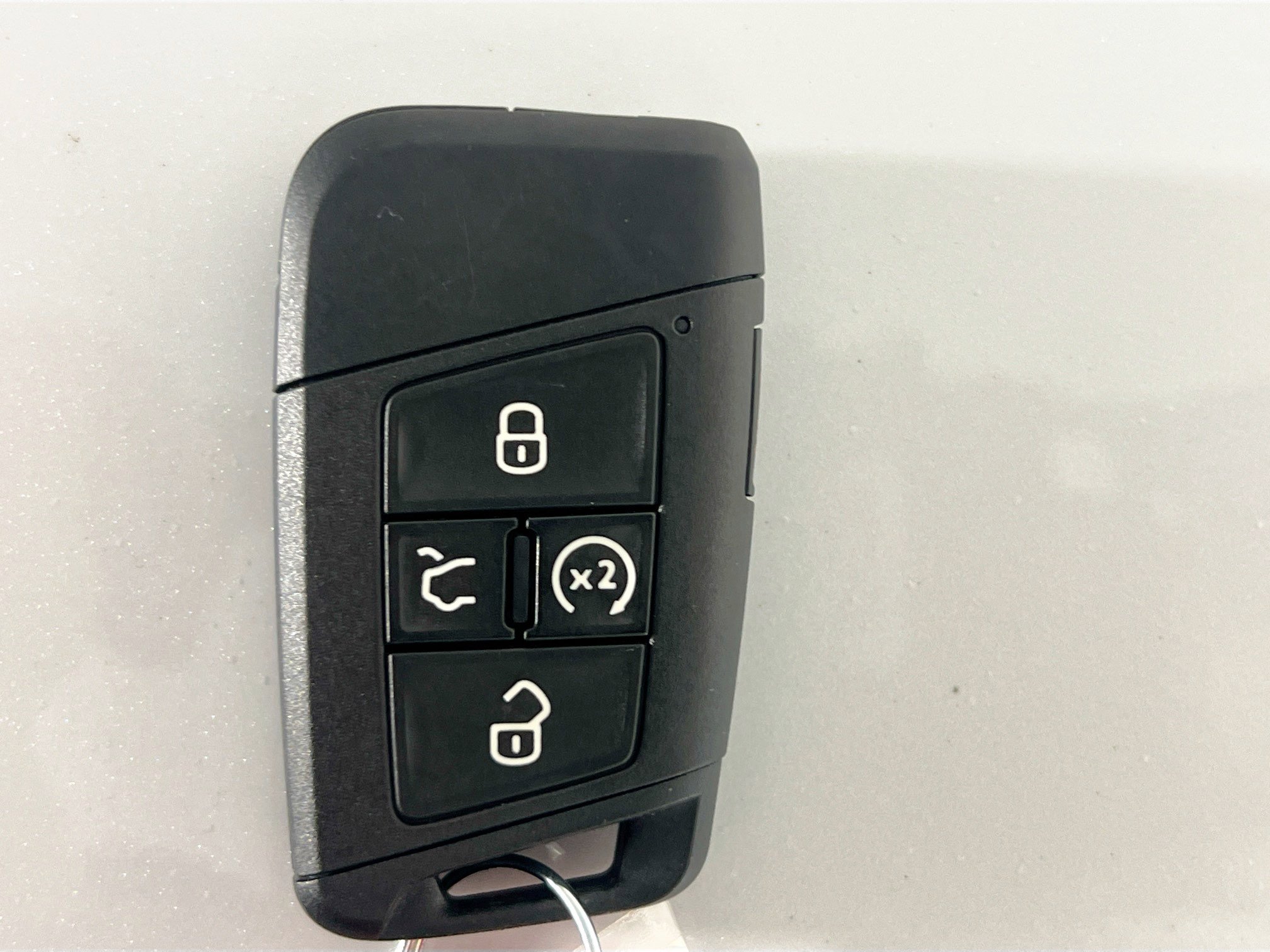 Used 2023 Volkswagen Tiguan SE image 36