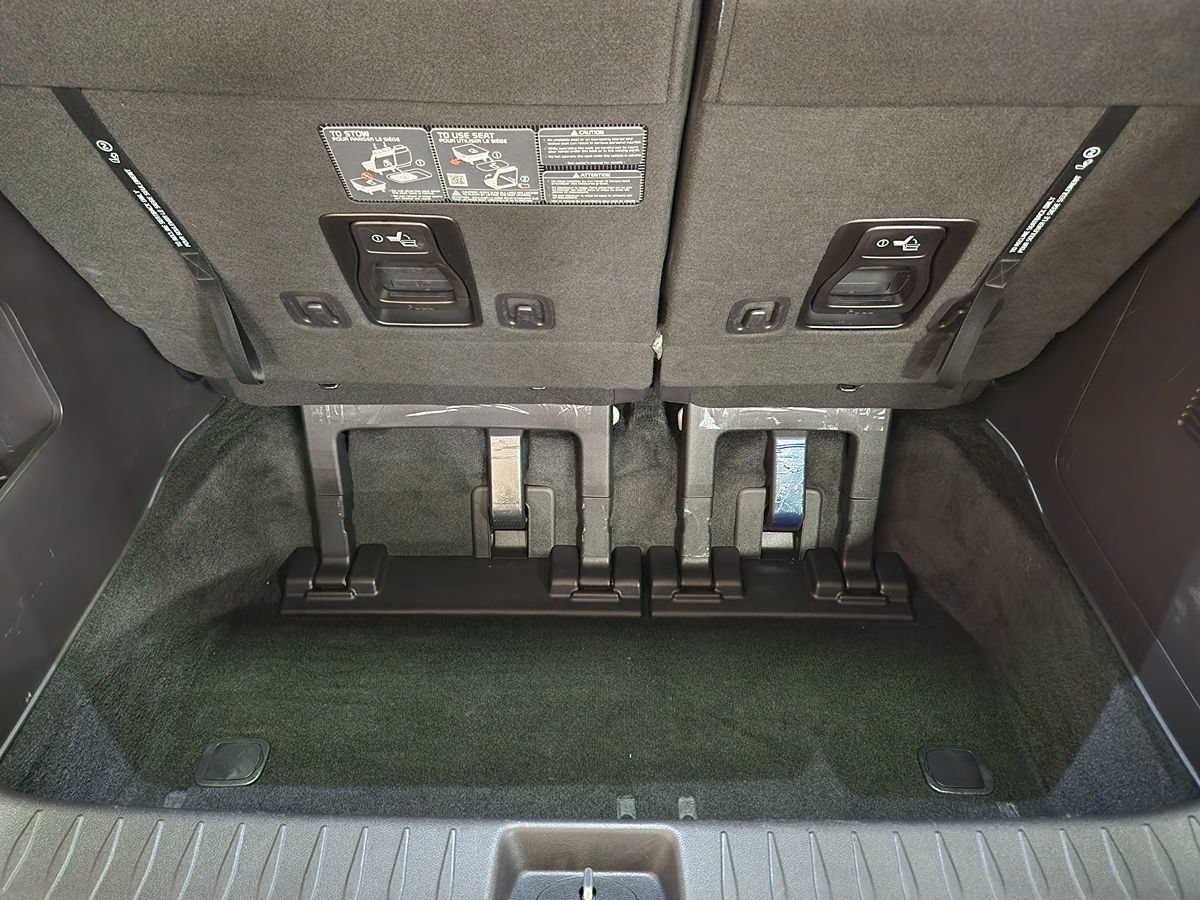 Used 2025 Kia Carnival SX FWD image 54