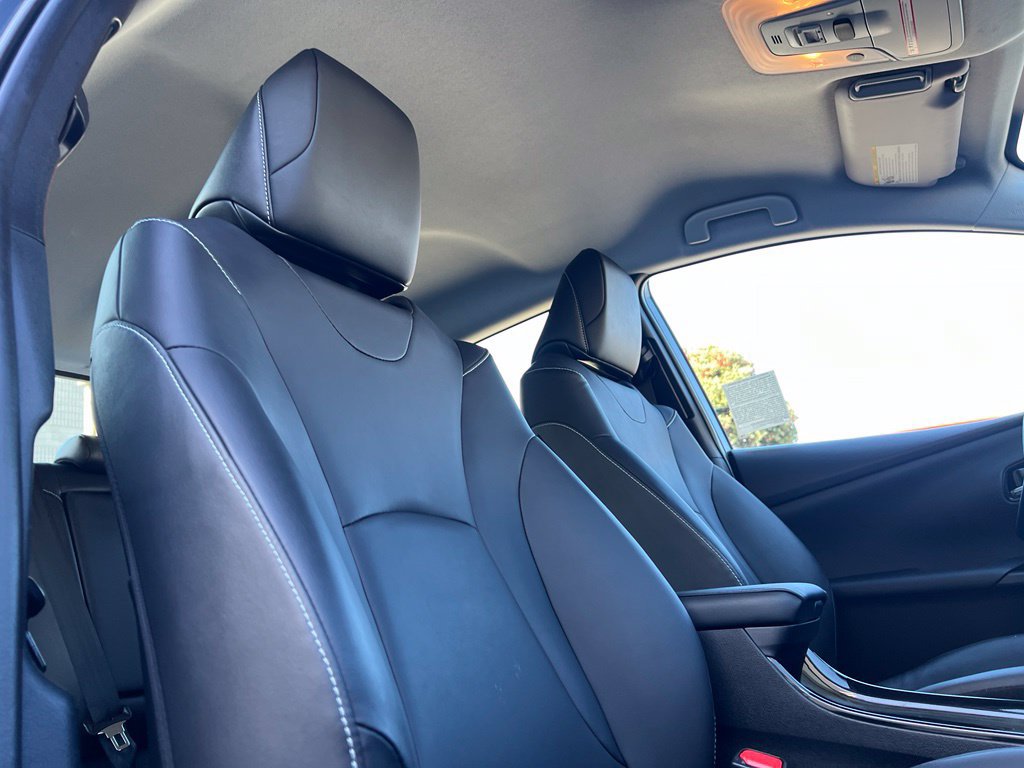 Certified 2022 Toyota Prius Prime XLE FWD image 25