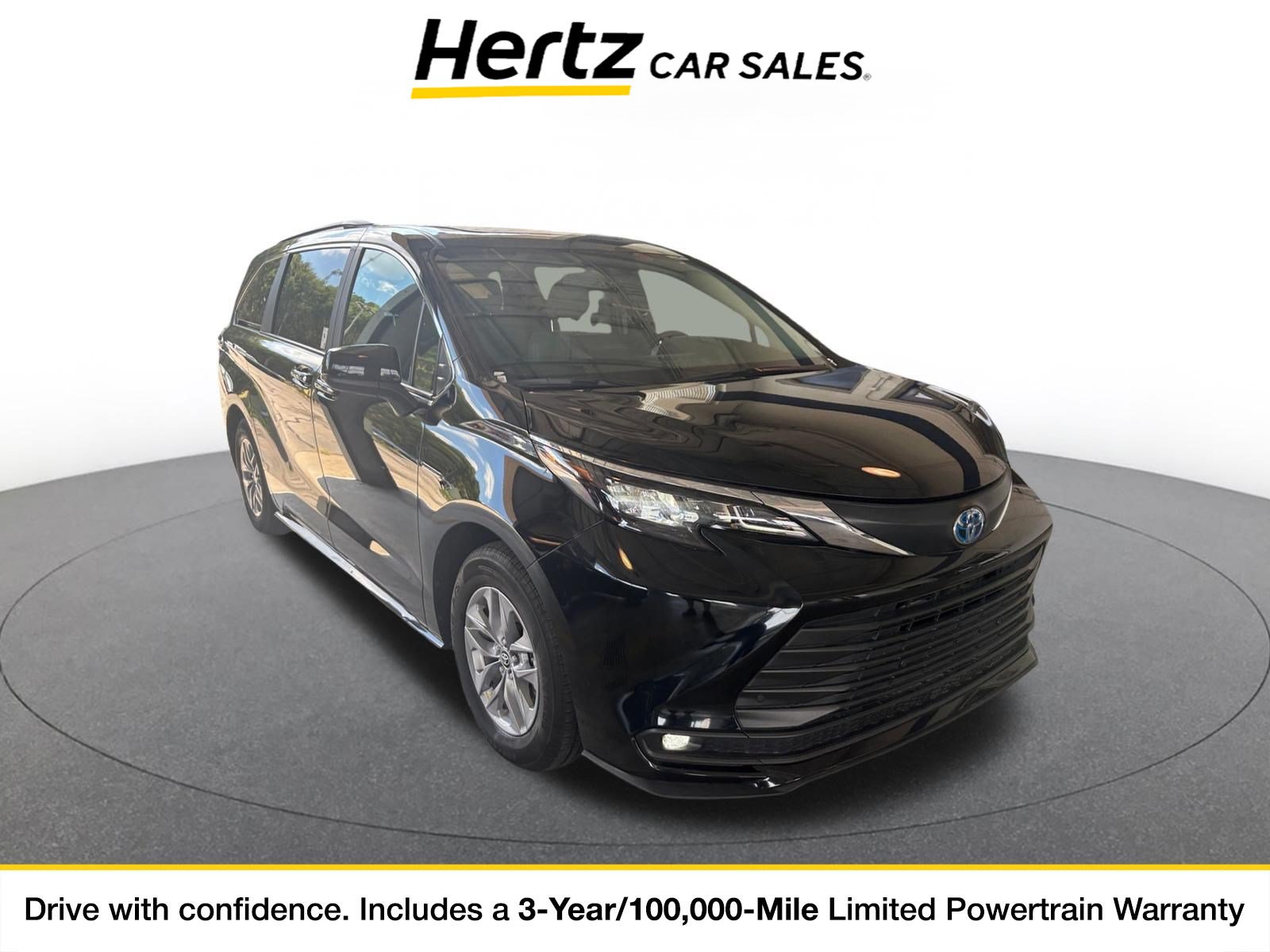 Used 2025 Toyota Sienna XLE
