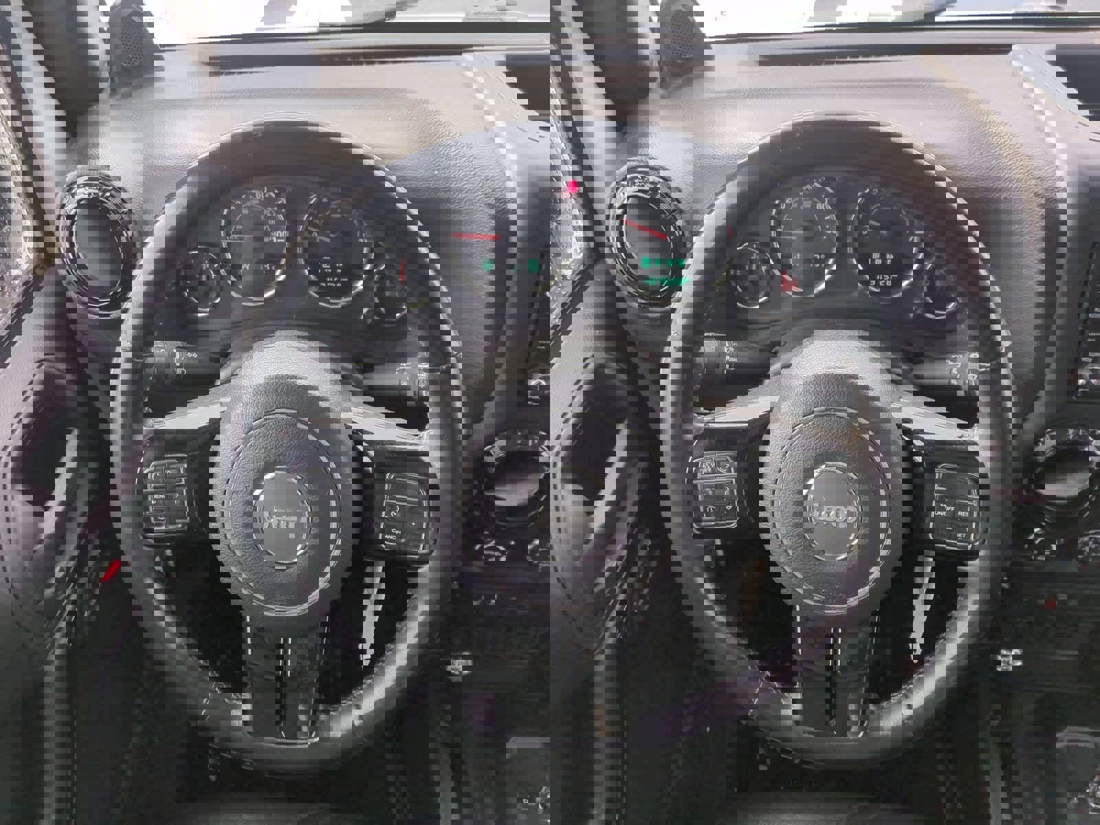 Used 2014 Jeep Wrangler Altitude image 19