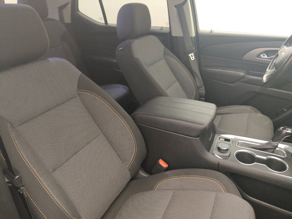 Used 2019 Chevrolet Traverse LT w/ LPO, Floor Liner Package AWD/4WD image 21