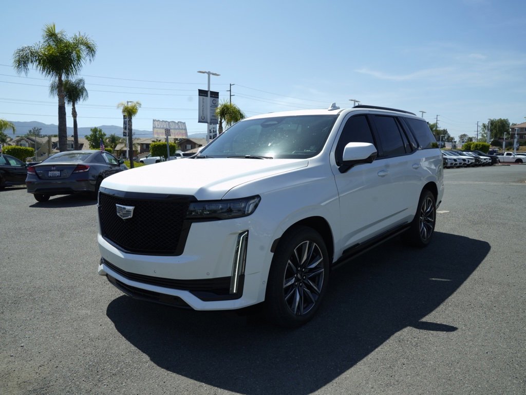 Used 2021 Cadillac Escalade Sport Platinum w/ Heavy-Duty Trailer Package image 2