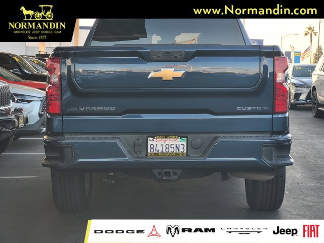 Used 2022 Chevrolet Silverado 1500 Custom RWD image 4