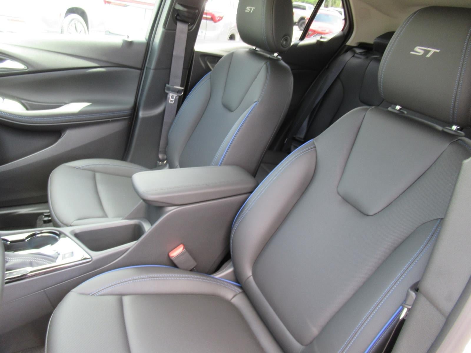New 2026 Buick Encore GX Sport Touring w/ Advanced Technology Package FWD image 19