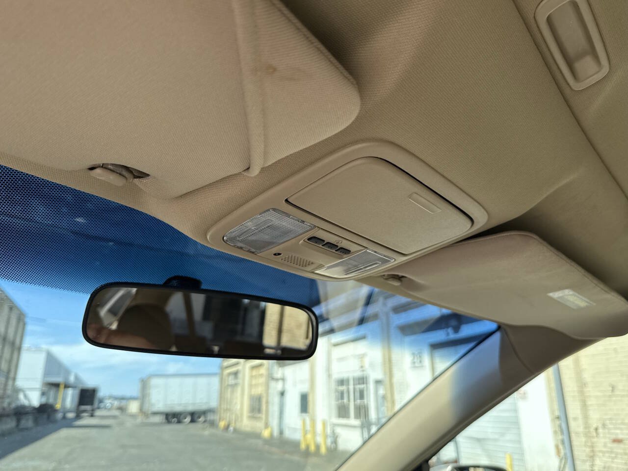 Used 2005 Honda Odyssey EX-L image 27