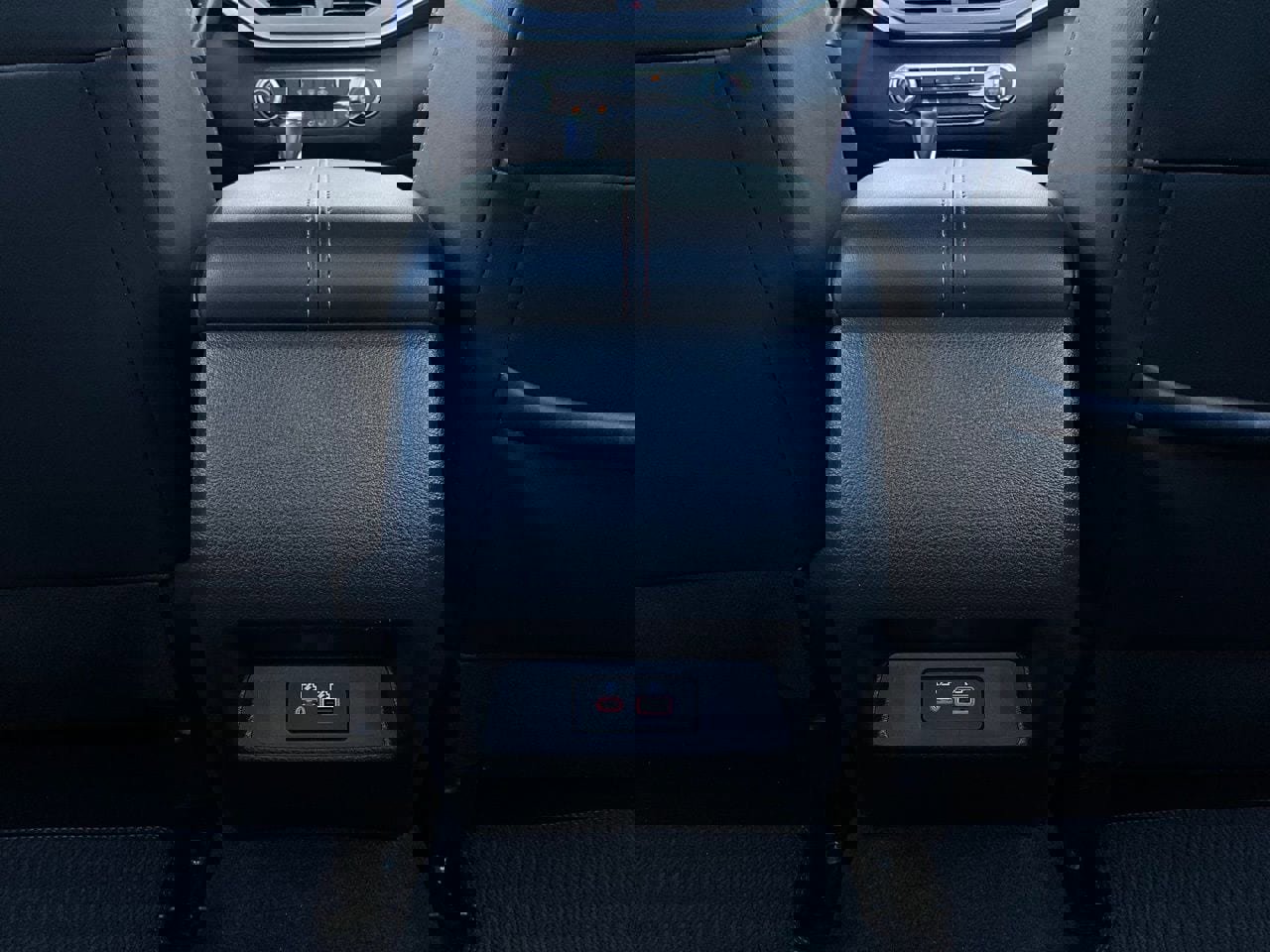 Used 2025 Nissan Altima 2.5 SR image 12