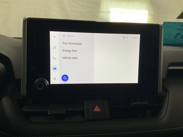 Used 2024 Toyota RAV4 LE AWD/4WD image 28