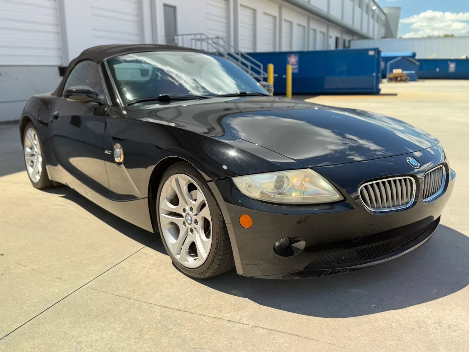 Used 2005 BMW Z4 3.0i RWD image 4
