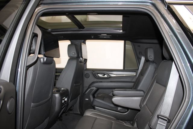 Used 2021 GMC Yukon Denali w/ Denali Premium Package AWD/4WD image 11