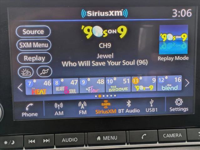 Used 2023 Nissan Sentra SV image 14