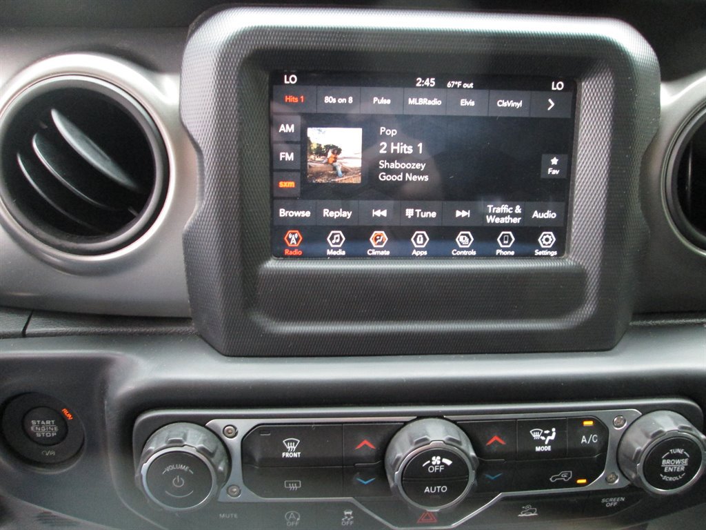 Used 2021 Jeep Gladiator Sport image 11