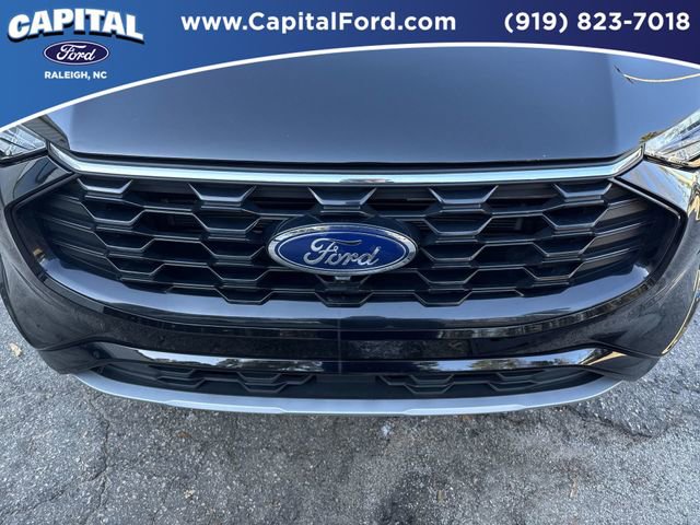 Used 2024 Ford Escape ST-Line Select w/ Tech Pack #2 image 10