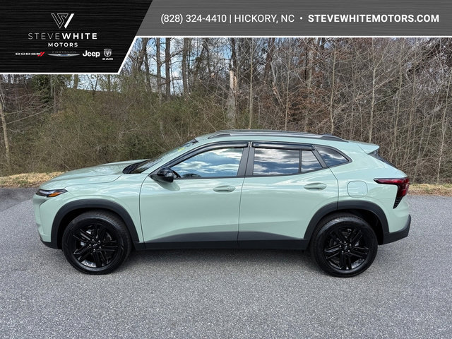 Used 2025 Chevrolet Trax ACTIV image 1