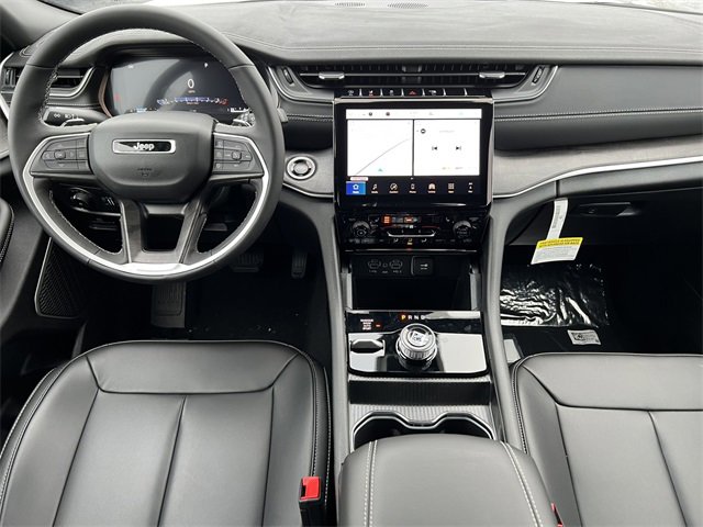 New 2025 Jeep Grand Cherokee Limited w/ Black Appearance Package image 3