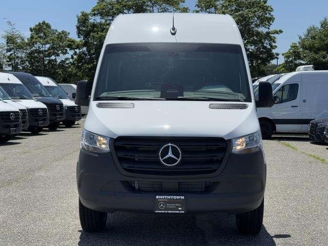 New 2025 Mercedes-Benz Sprinter 2500 image 6