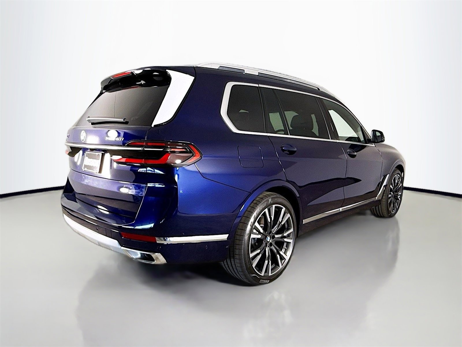 New 2026 BMW X7 xDrive40i w/ Executive Package image 7