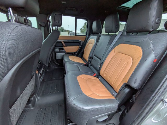 Used 2023 Land Rover Defender 130 X AWD/4WD image 14