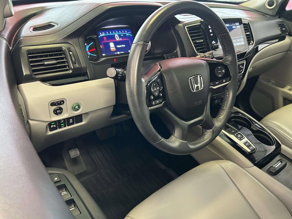 Used 2022 Honda Pilot Touring image 13
