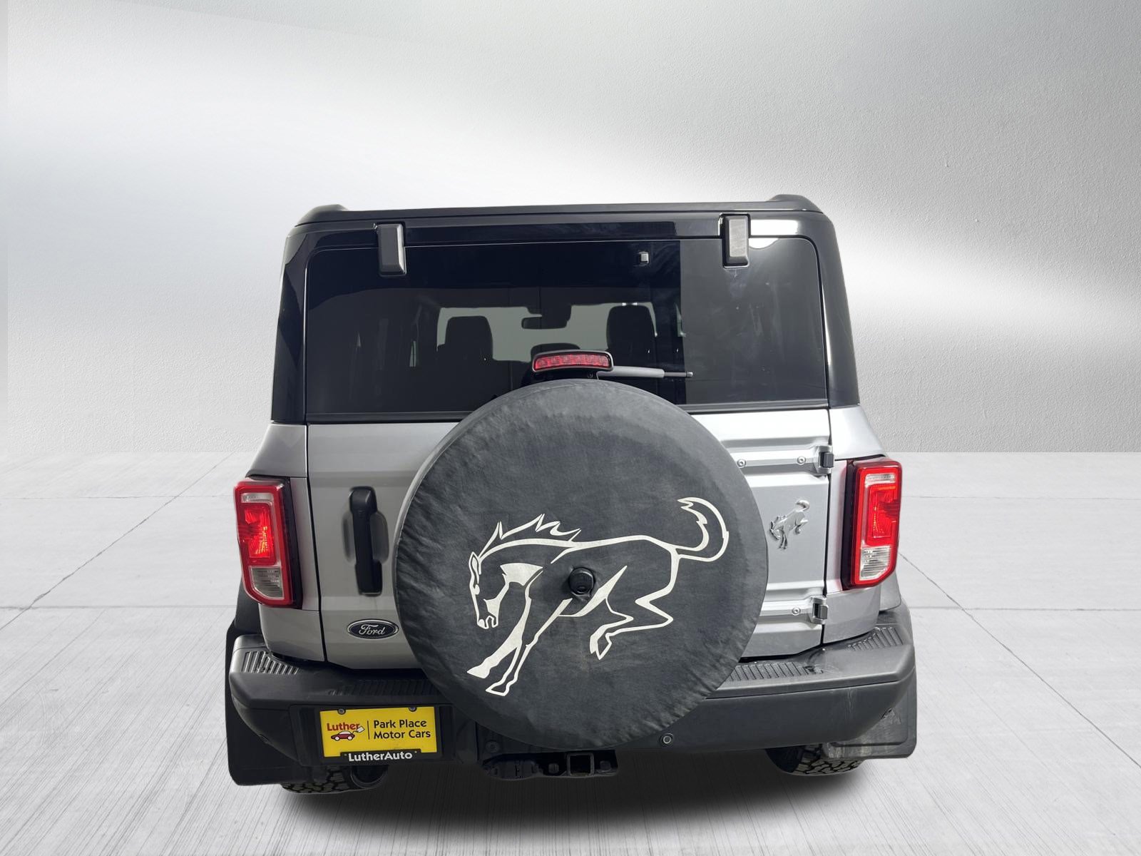 Used 2024 Ford Bronco Black Diamond image 6