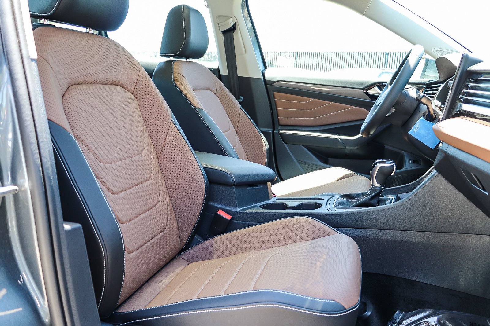 New 2026 Volkswagen Jetta SEL FWD image 19