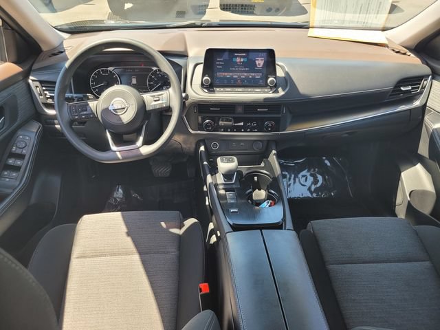 Certified 2023 Nissan Rogue SV FWD image 16
