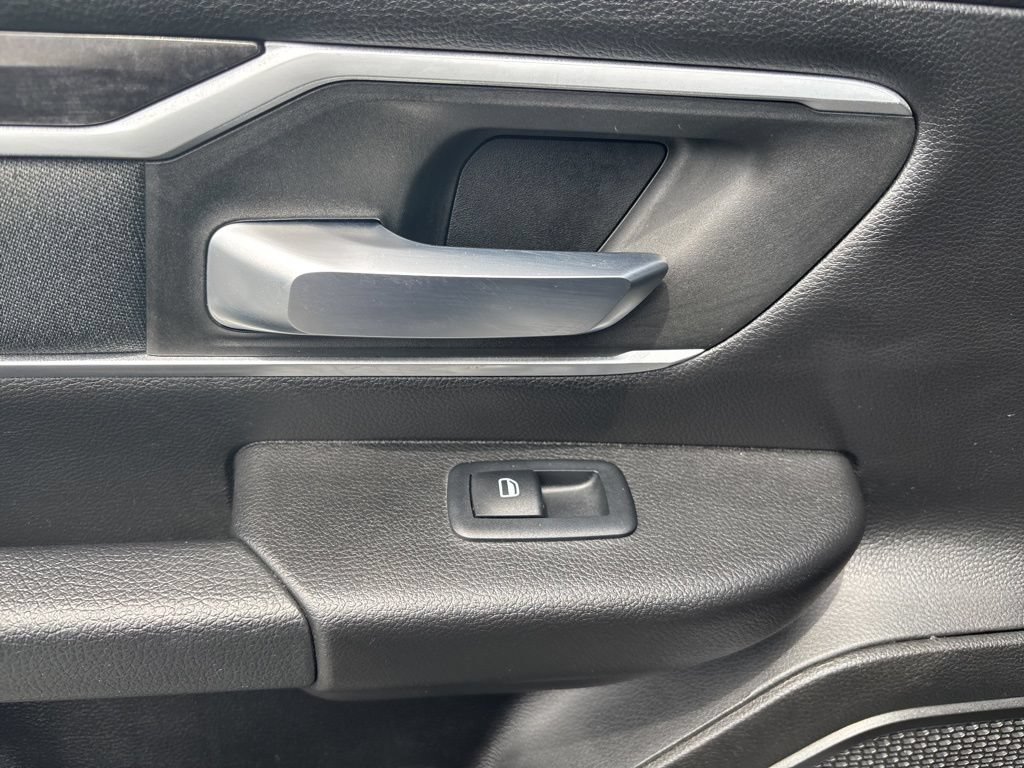Used 2022 RAM 1500 Big Horn AWD/4WD image 23