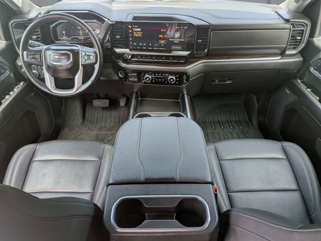 Used 2024 GMC Sierra 2500 SLT w/ SLT Premium Package AWD/4WD image 17