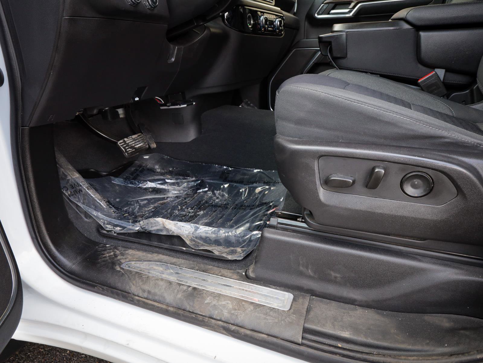 Used 2023 GMC Sierra 1500 Elevation image 14