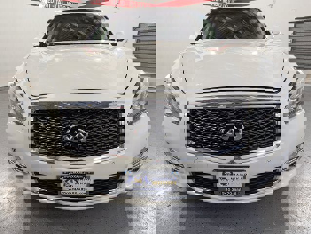 Used 2016 INFINITI Q70 L 3.7 w/ Deluxe Touring Package image 2