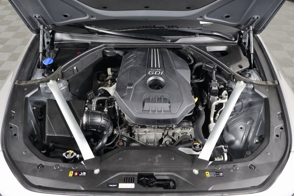 Used 2023 Genesis G70 2.0T image 15